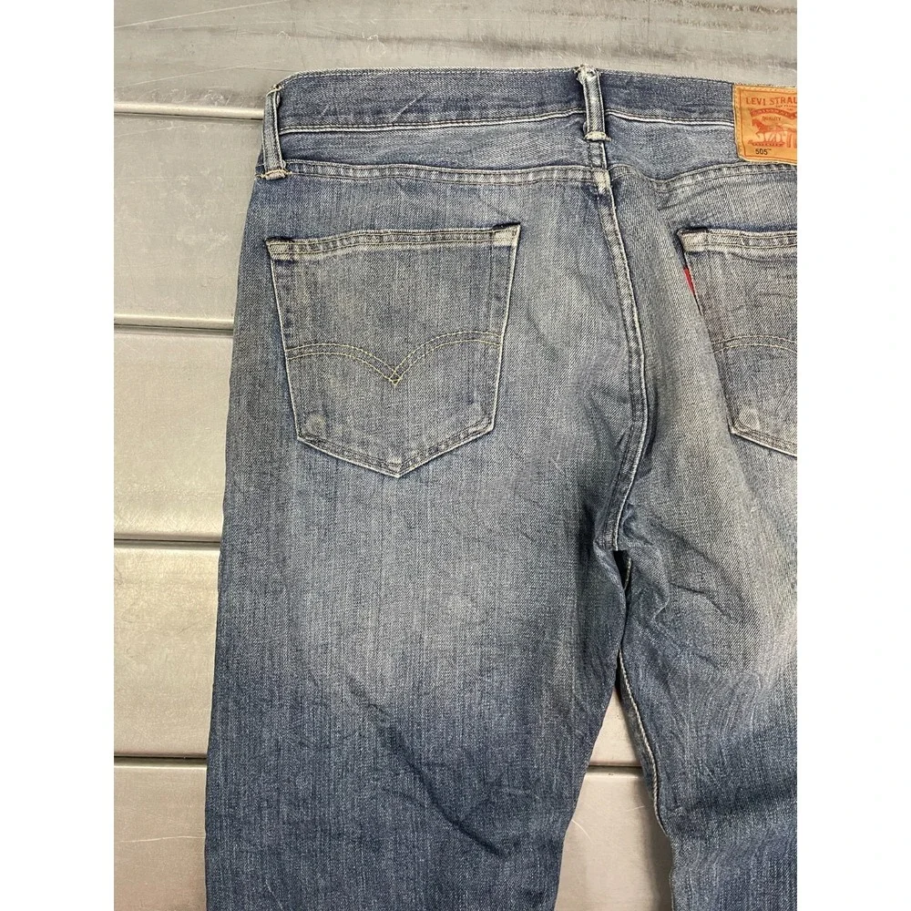 Levis 505 Jeans Straight Fit Jeans Mens 35x34 Blue Medium Wash‎ Denim Faded